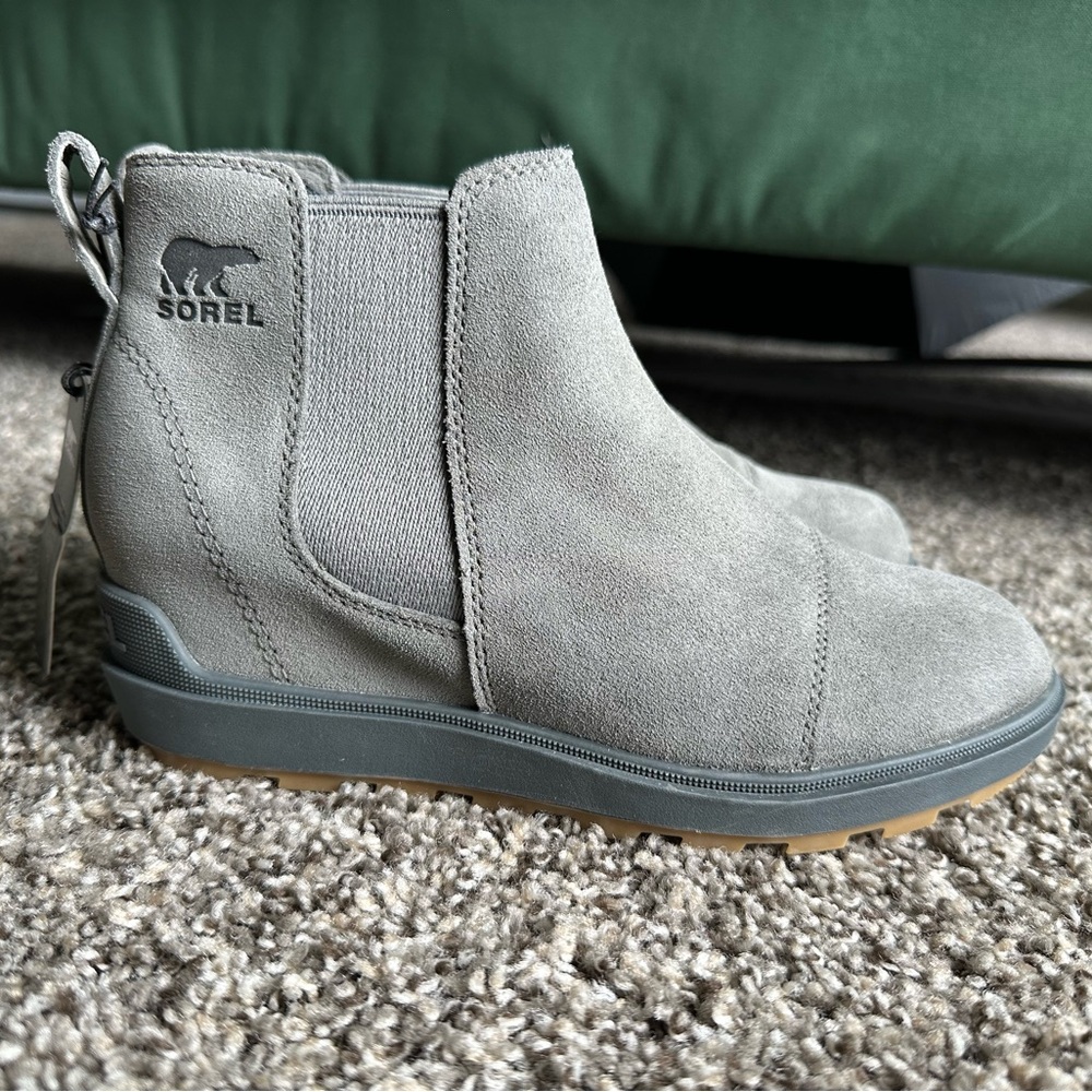 Sorel Suede Ankle Boots in Gray